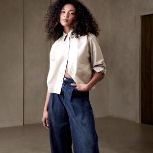 Banana Republic dark denim pleated mid rise crop jeans size 29 / 8